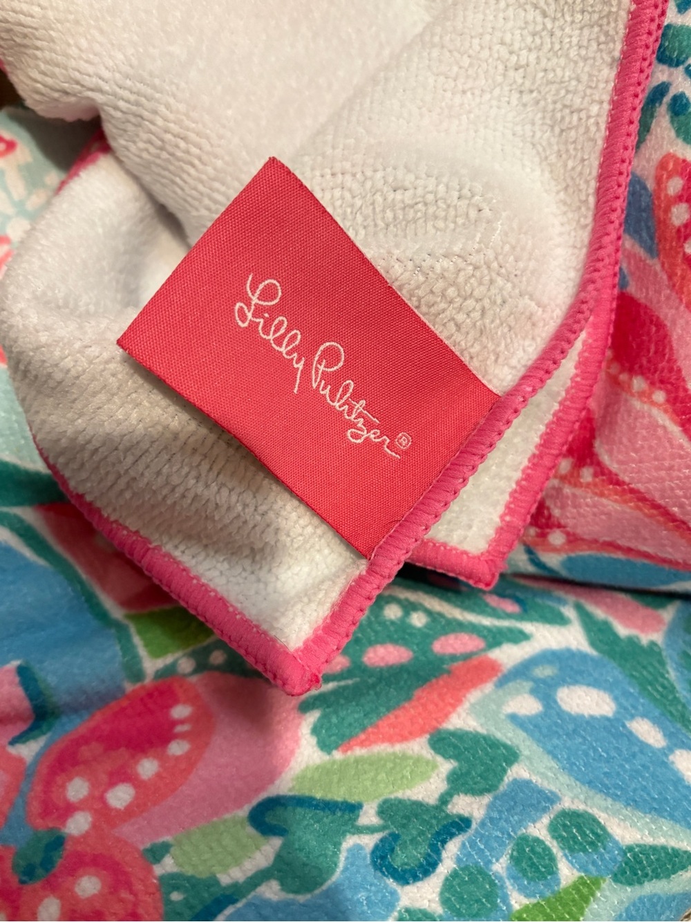 Lilly Pulitzer Oversized Beach Towel 40x72 Pool Lounge Resort Tropical Pink Aqua - Picture 6 of 7